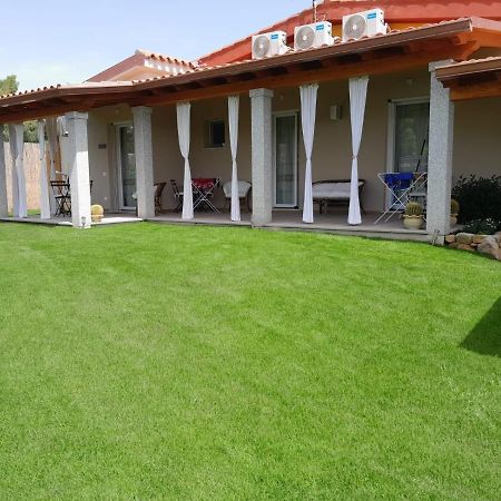 B&B Villa Luisella Кастиадас Экстерьер фото